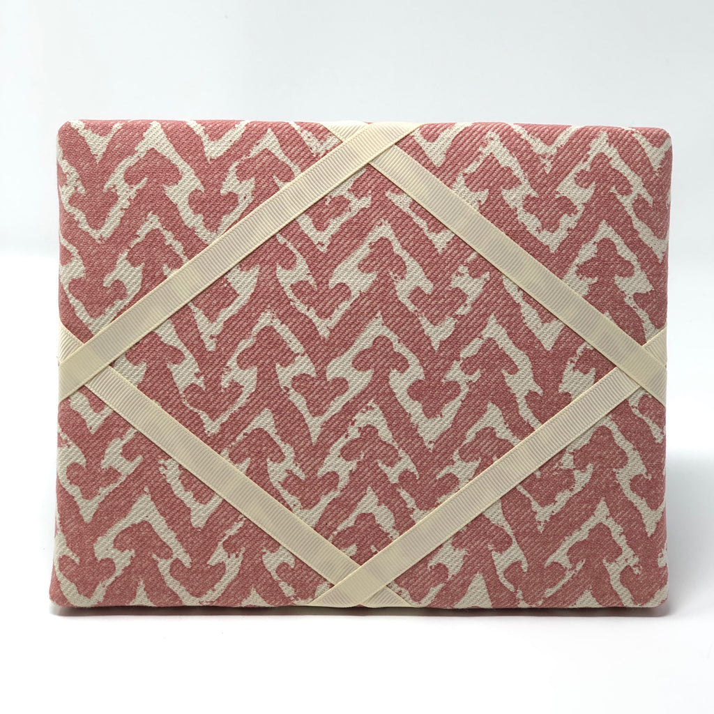 Freestanding Photo Frame - Fermoie Rabanna Pink / Ivory