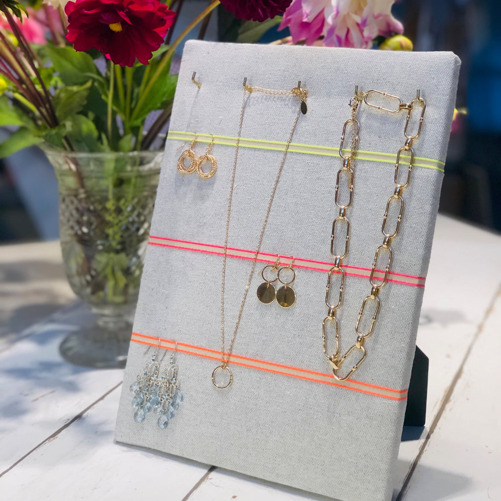 Jewellery board, display, neon