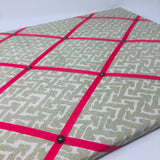 Fermoie Green Rabanna Ribbon Memo Board / Bright Pink Ribbon