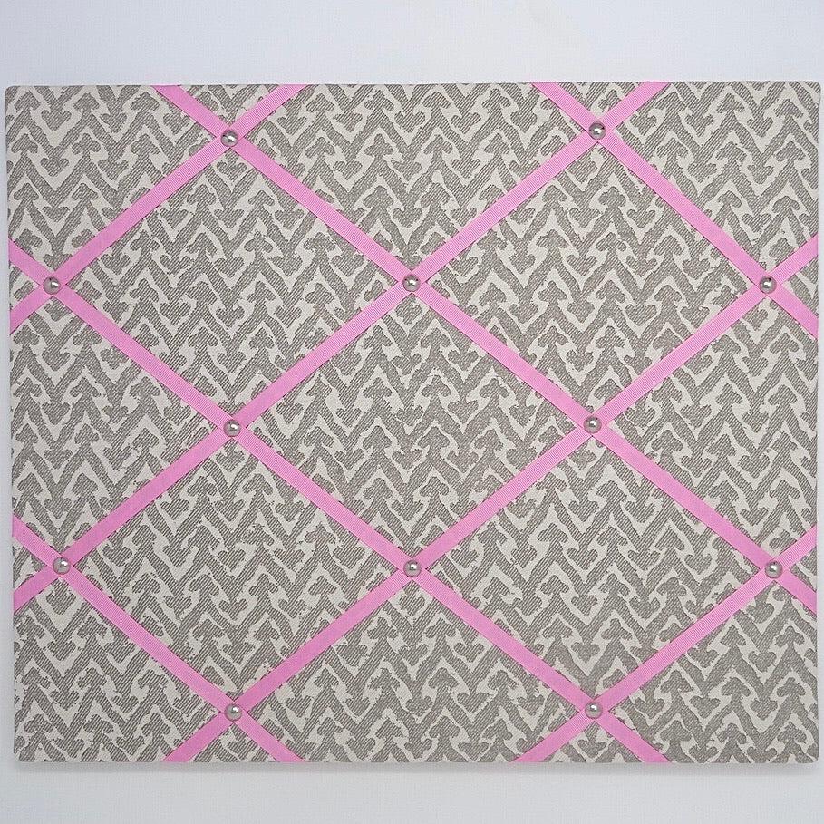 Fermoie Grey Rabanna Ribbon Memo Board / Bubblegum Pink Ribbon